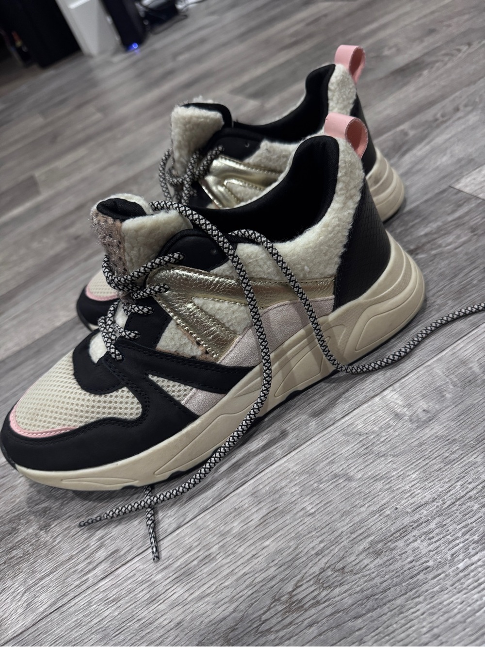 POSH Tennis Shoes